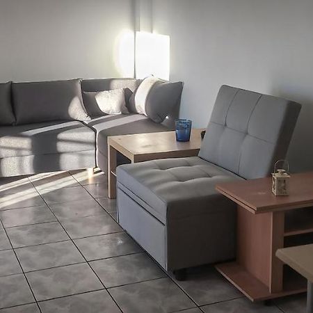 Loutraki Times Apartment ภายนอก รูปภาพ