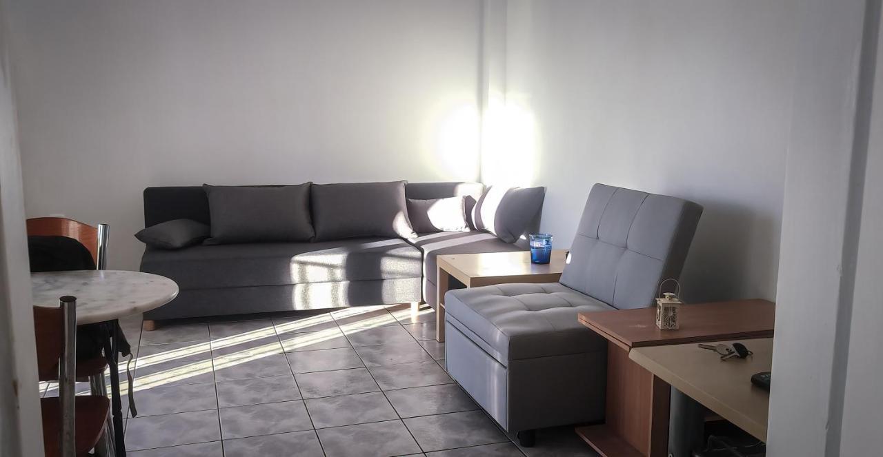 Loutraki Times Apartment ภายนอก รูปภาพ